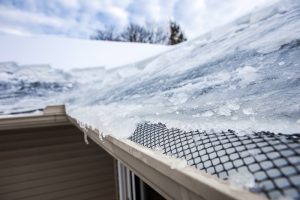 Winter Roof Plumbing Tips to Prevent Ice Dam Damage Winter Roof Plumbing Tips to Prevent Ice Dam Damage