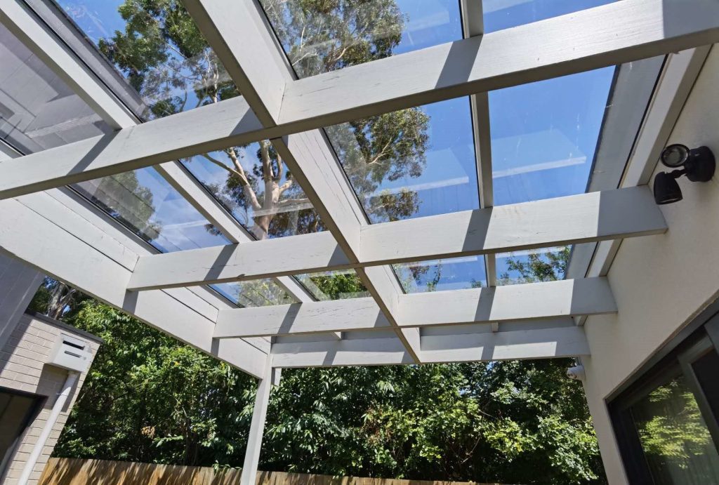 DIY vs Professional Installation: What’s Best for Polycarbonate Roofs?